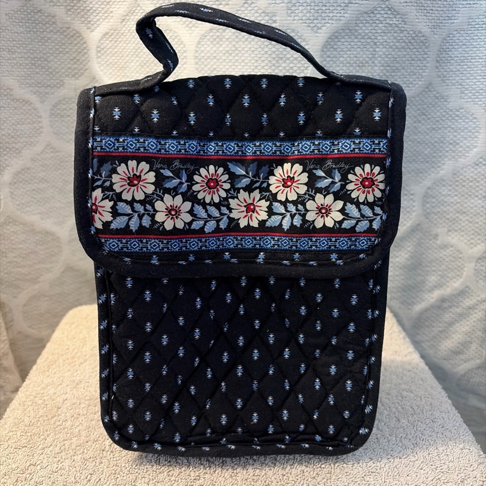 **SOLD**Vera Bradley Black Quilted Floral Cosmetic Case